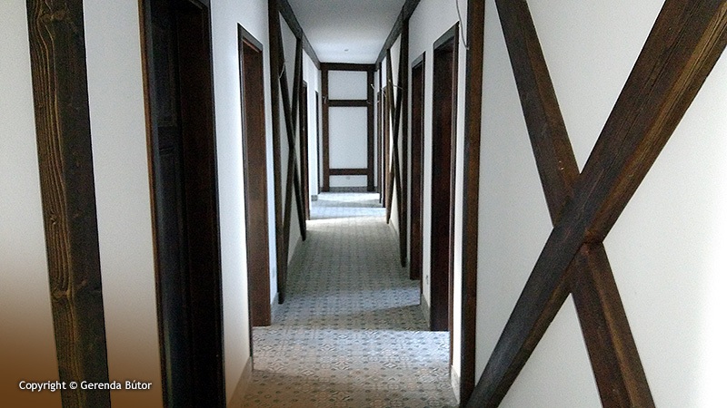 Hotel, panzió belső