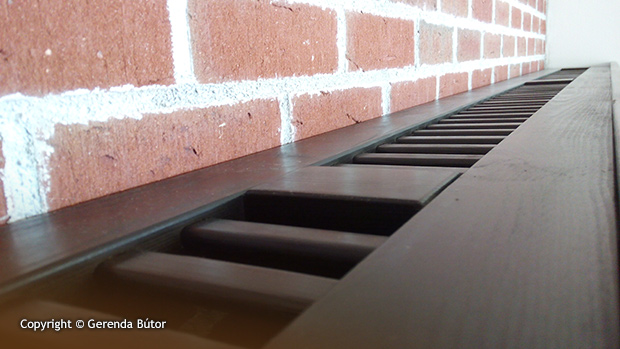 Szellőző háttámla