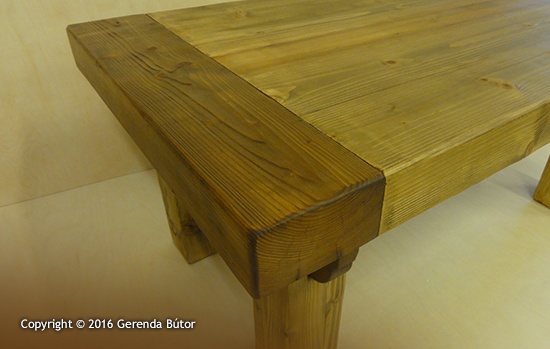 Babiána gerenda asztal