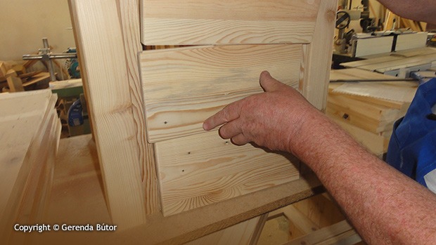 Éjjeliszekrény gyártás, asztalos műhely Éjjeliszekrény gyártás