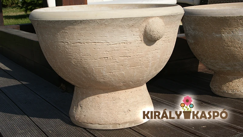 Fagyálló kültéri virágtartó Fagyálló virágtartó, kaspó